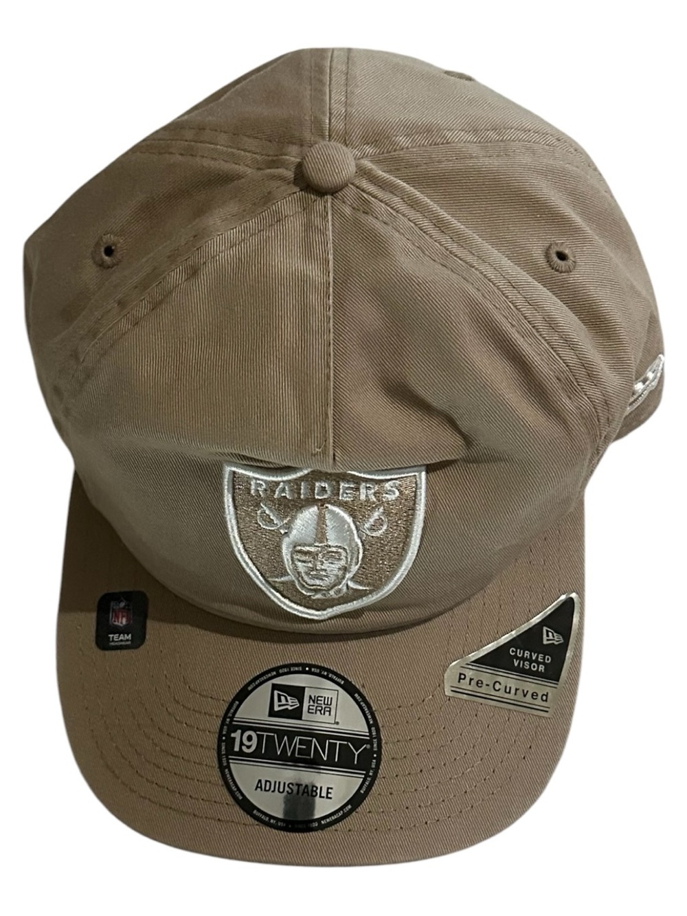 New Era Las Vegas Raiders Tan Embroidered Logo Cap. NWOT.